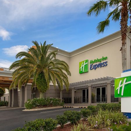 Holiday Inn Express Jacksonville Beach By Ihg מראה חיצוני תמונה