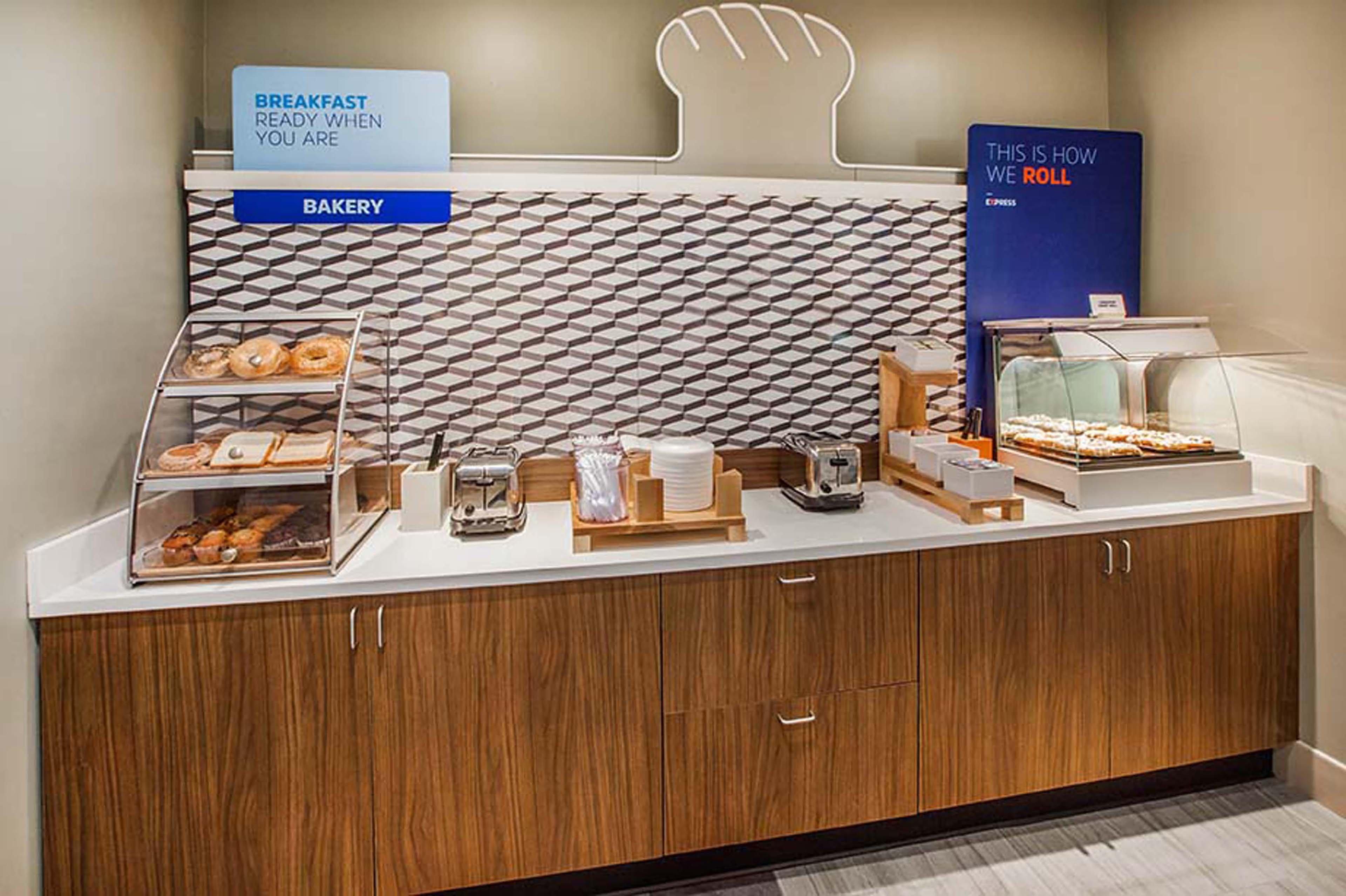 Holiday Inn Express Jacksonville Beach By Ihg מראה חיצוני תמונה
