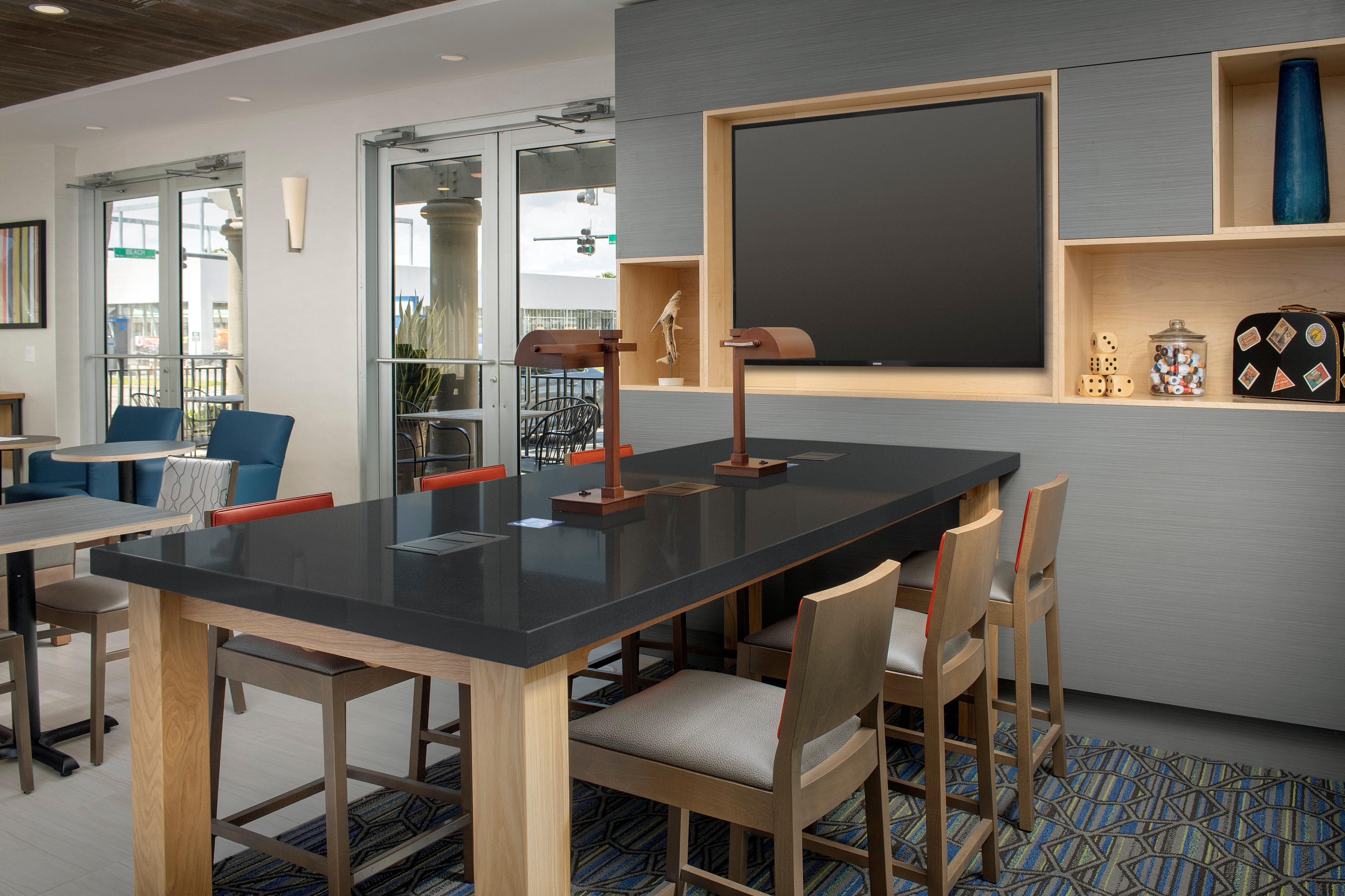 Holiday Inn Express Jacksonville Beach By Ihg מראה חיצוני תמונה
