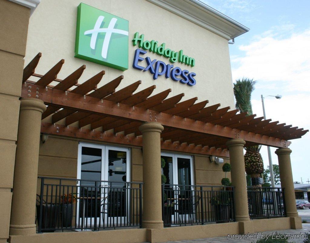 Holiday Inn Express Jacksonville Beach By Ihg מראה חיצוני תמונה