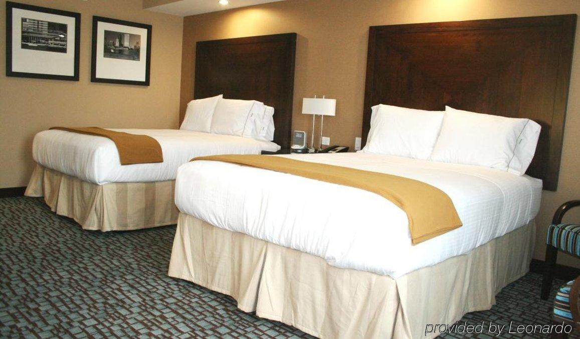 Holiday Inn Express Jacksonville Beach By Ihg מראה חיצוני תמונה