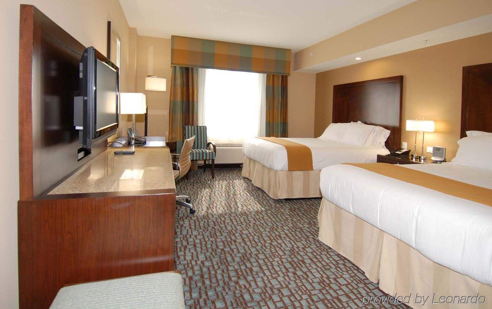 Holiday Inn Express Jacksonville Beach By Ihg חדר תמונה